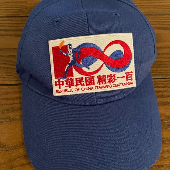 Men's Adjustable Hat - Picture 2 of 2